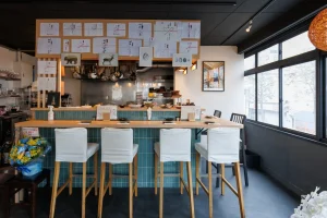 おばんざいBAR 恩返し